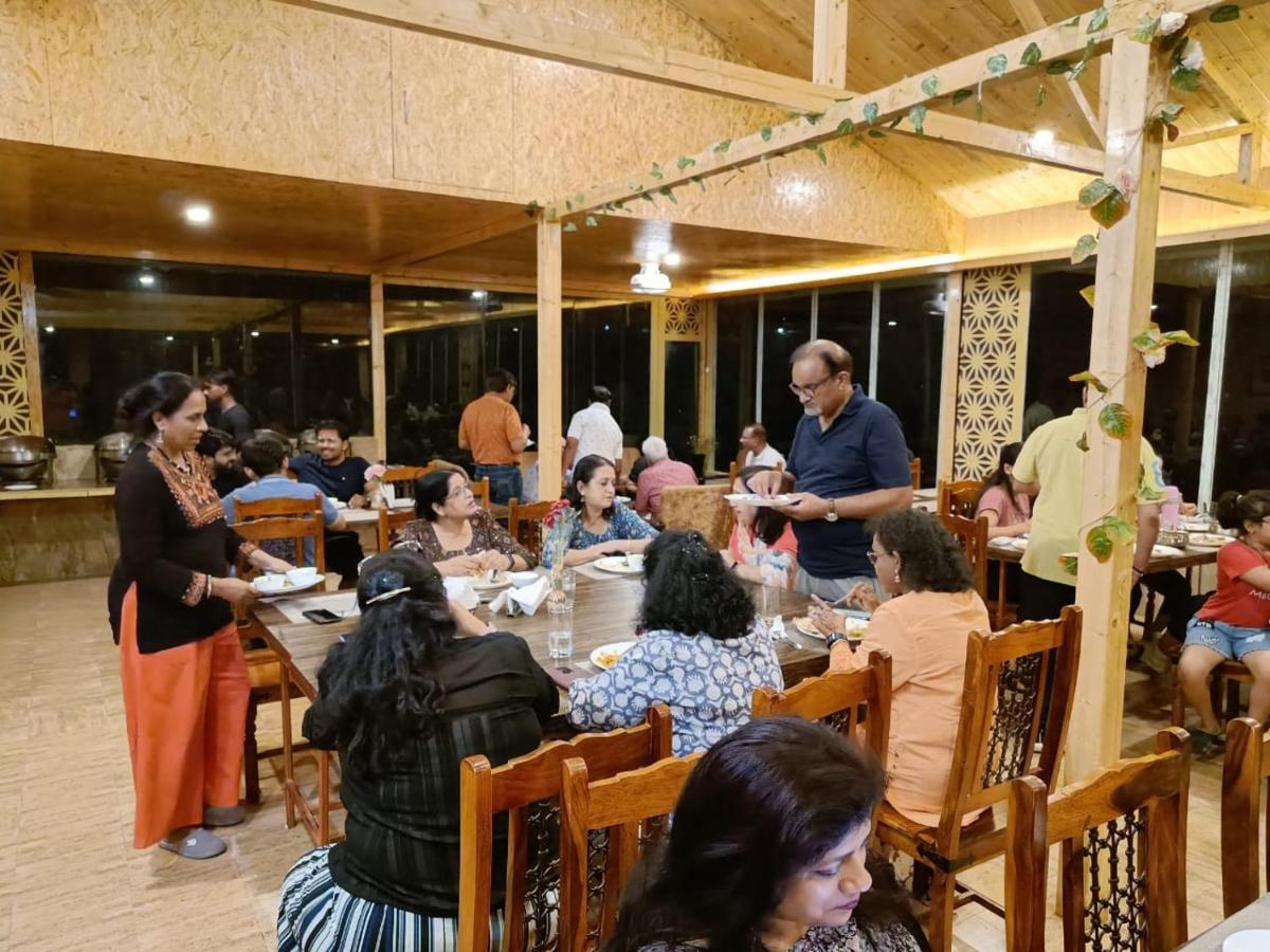 Skywood Resort Shoghi Shogi Экстерьер фото